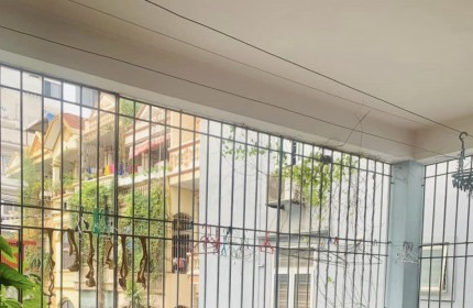 Nhỉnh 2 tỷ, có ngay nhà riêng ngõ 495 Nguyễn Trãi, Thanh Xuân – 52m2, mt 5.6m, chính chủ cần bán
